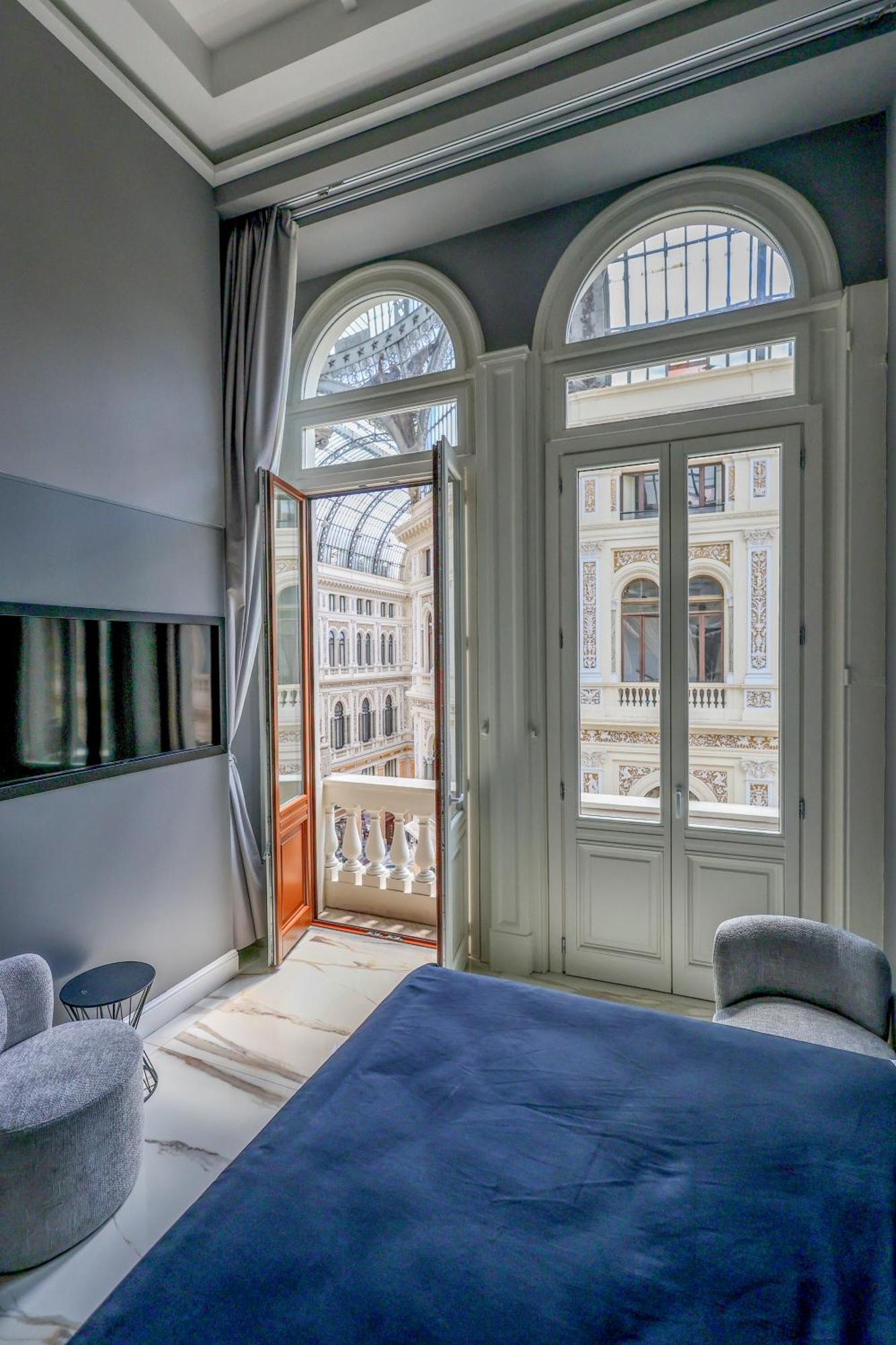 Maison San Carlo Luxury Suites Νάπολη Εξωτερικό φωτογραφία