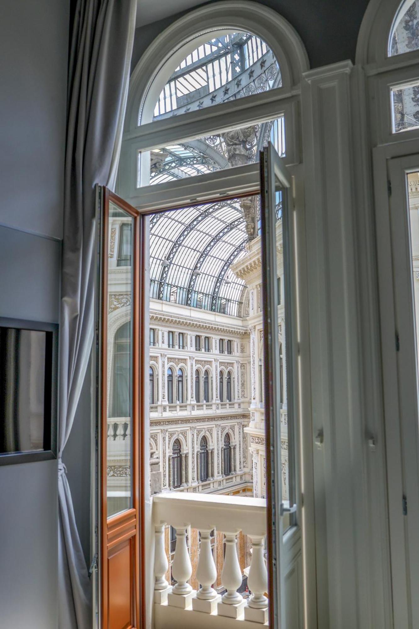 Maison San Carlo Luxury Suites Νάπολη Εξωτερικό φωτογραφία