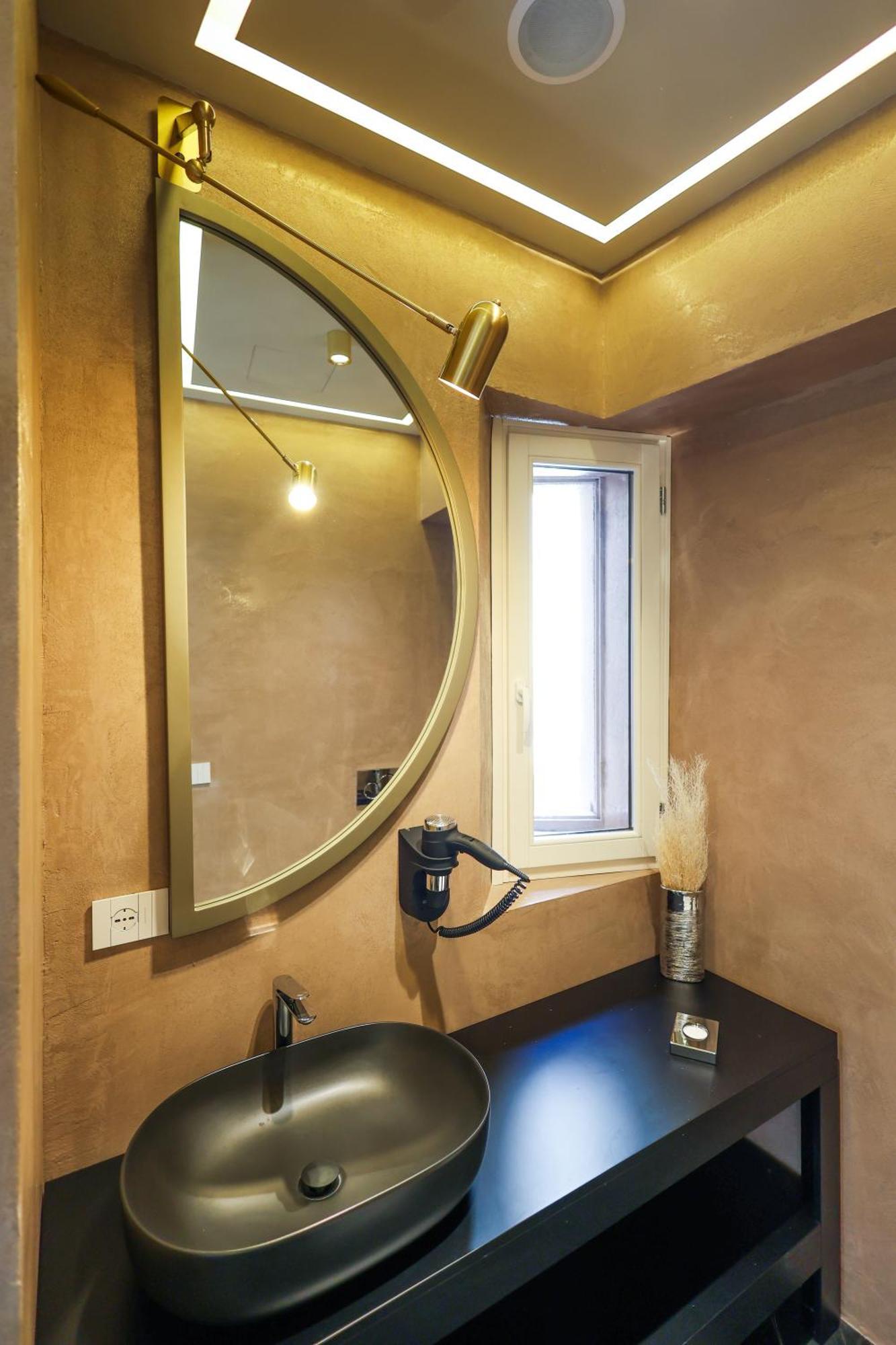 Maison San Carlo Luxury Suites Νάπολη Εξωτερικό φωτογραφία