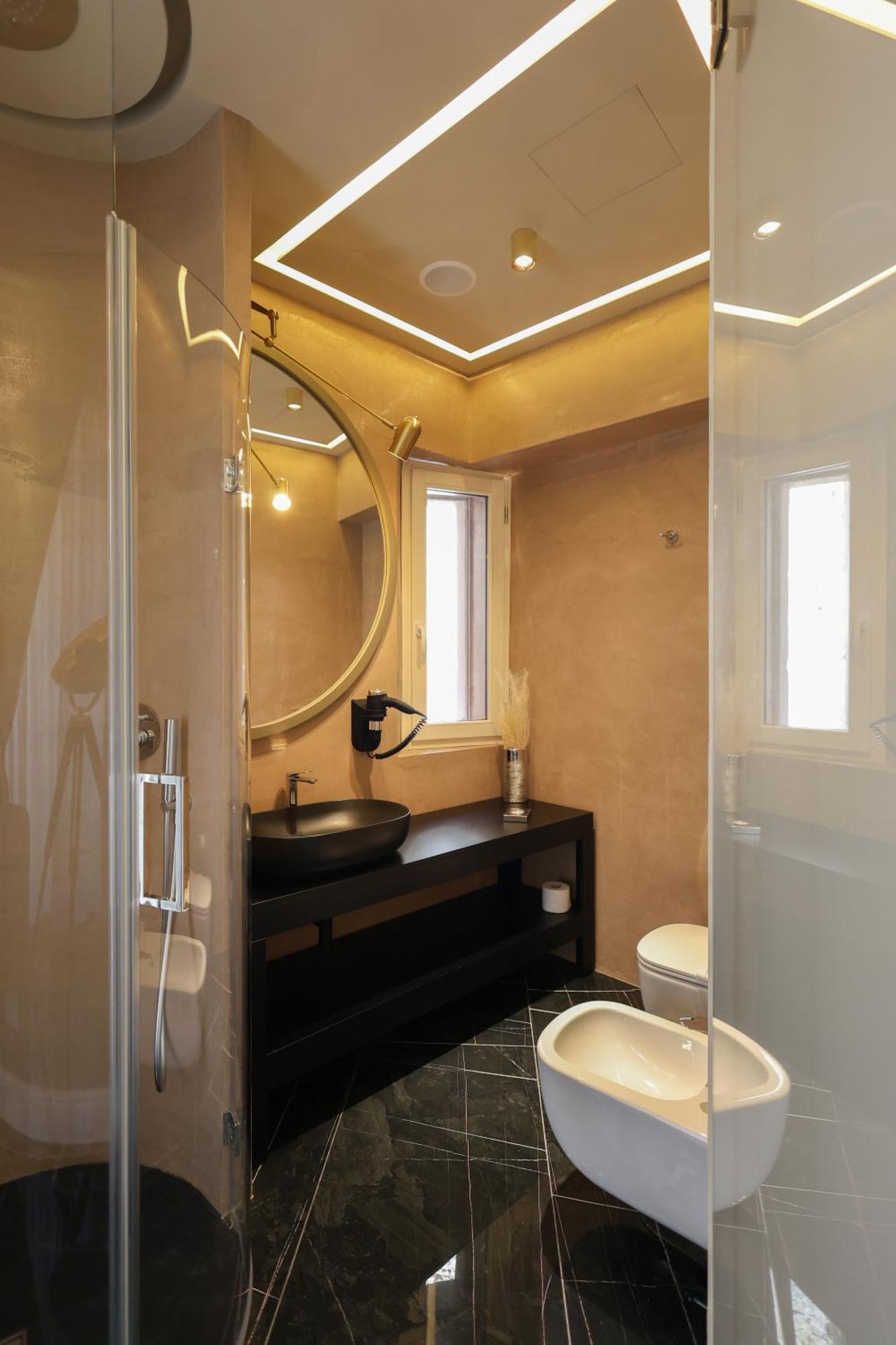 Maison San Carlo Luxury Suites Νάπολη Εξωτερικό φωτογραφία
